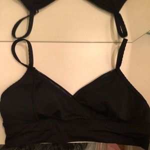 Lululemon black bra top